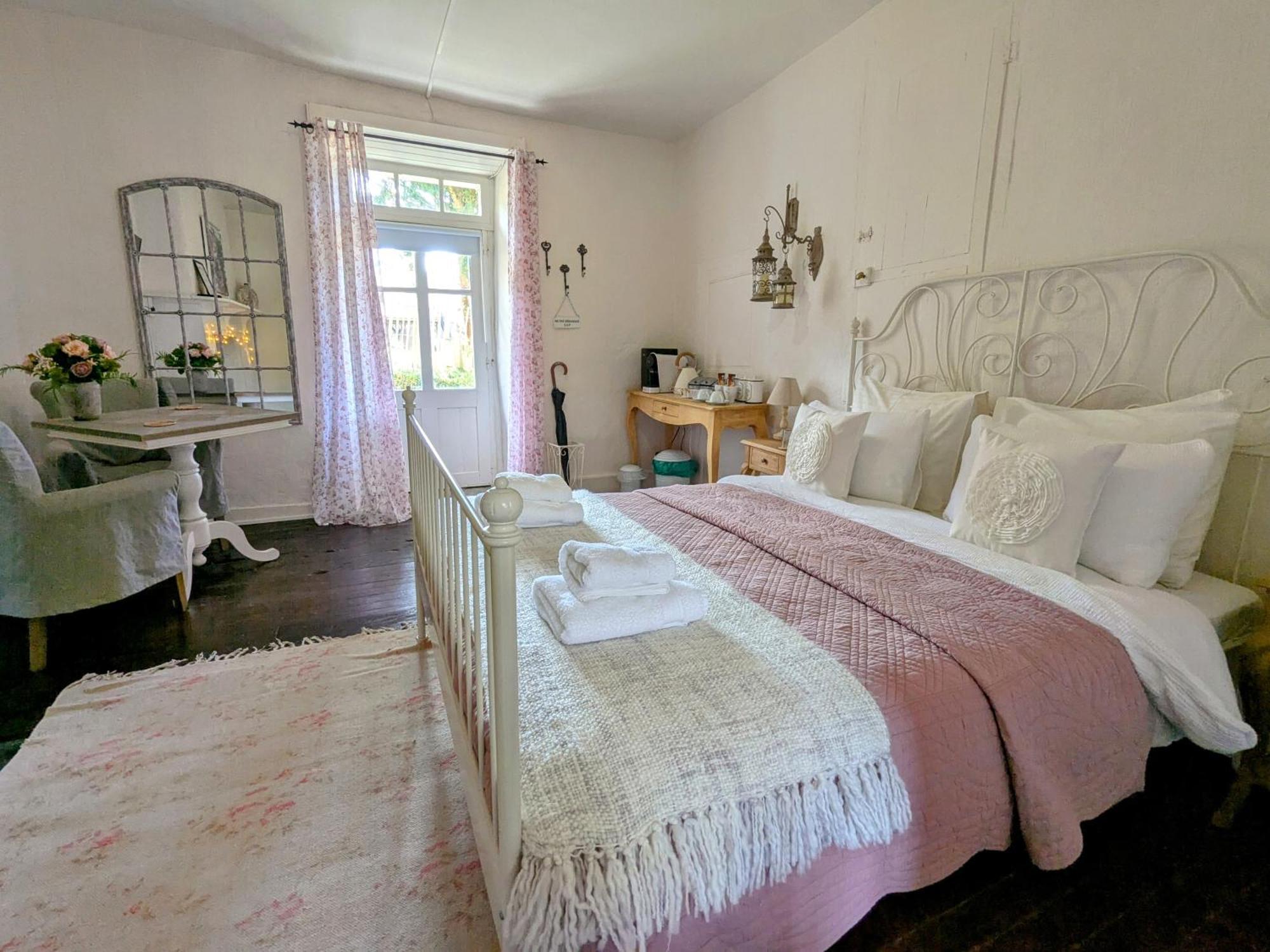 Sous Le Chateau Jumilhac-le-Grand Extérieur photo