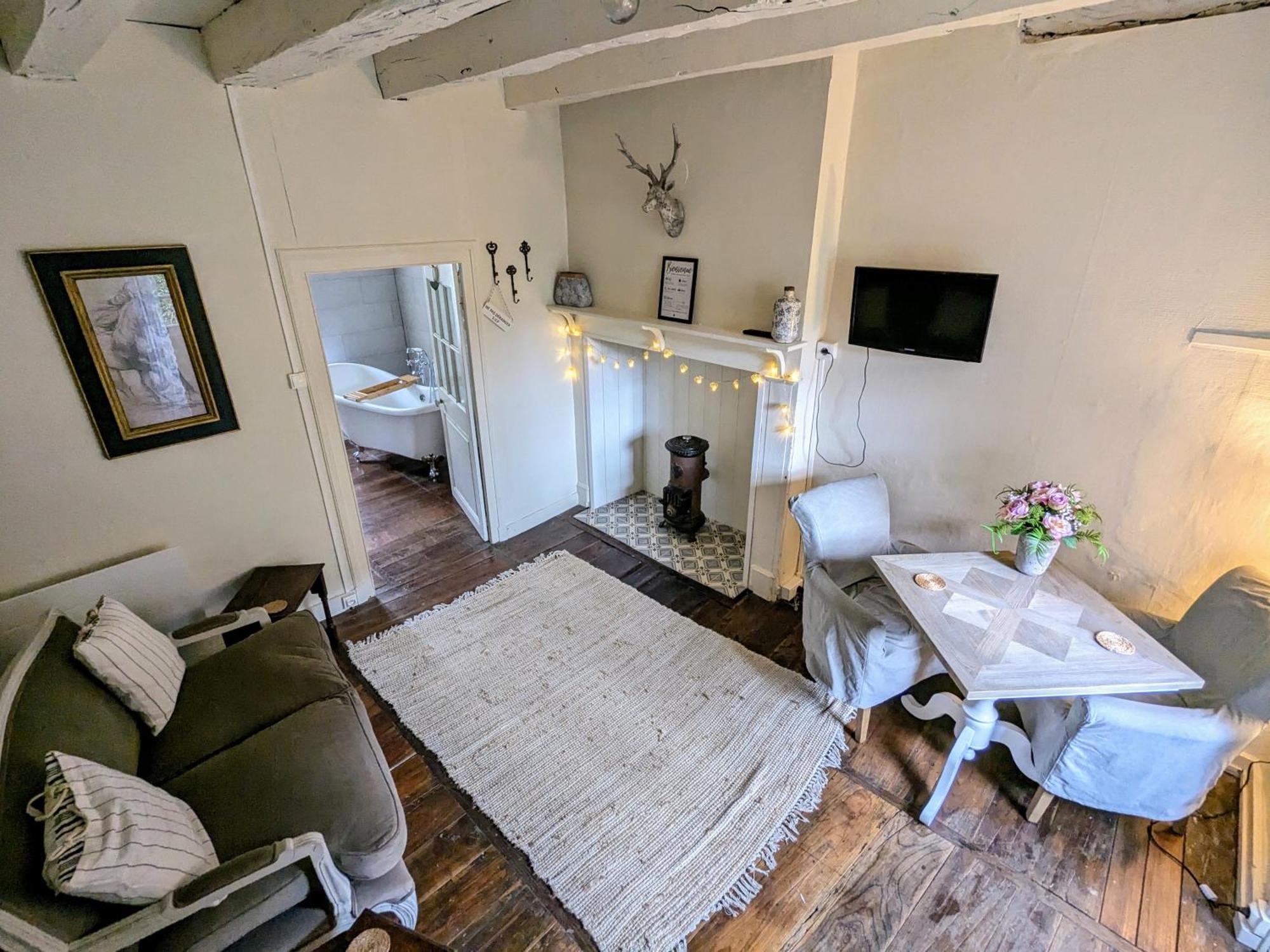 Sous Le Chateau Jumilhac-le-Grand Extérieur photo